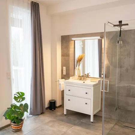 Residenz - Naturwunder - Terrasse - Sauna - Parkplatz *